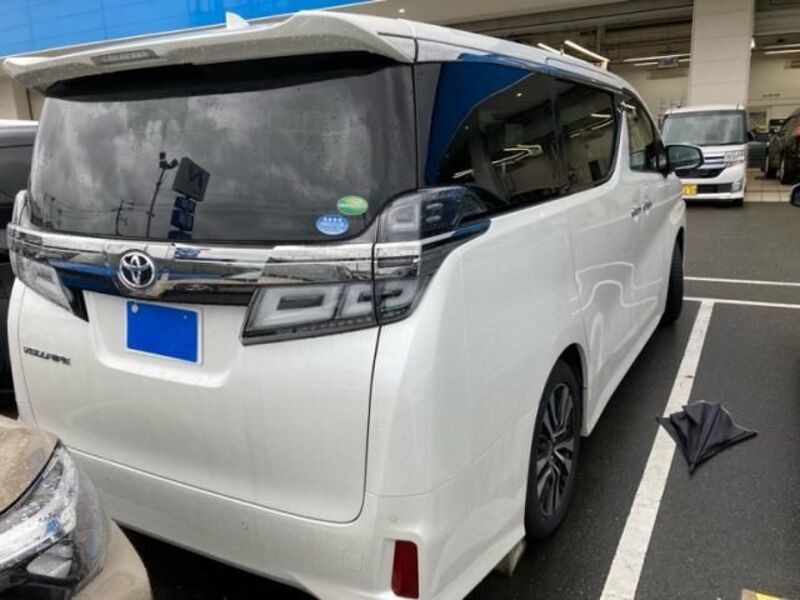 VELLFIRE