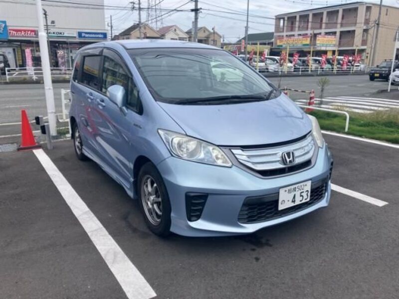 HONDA FREED HYBRID