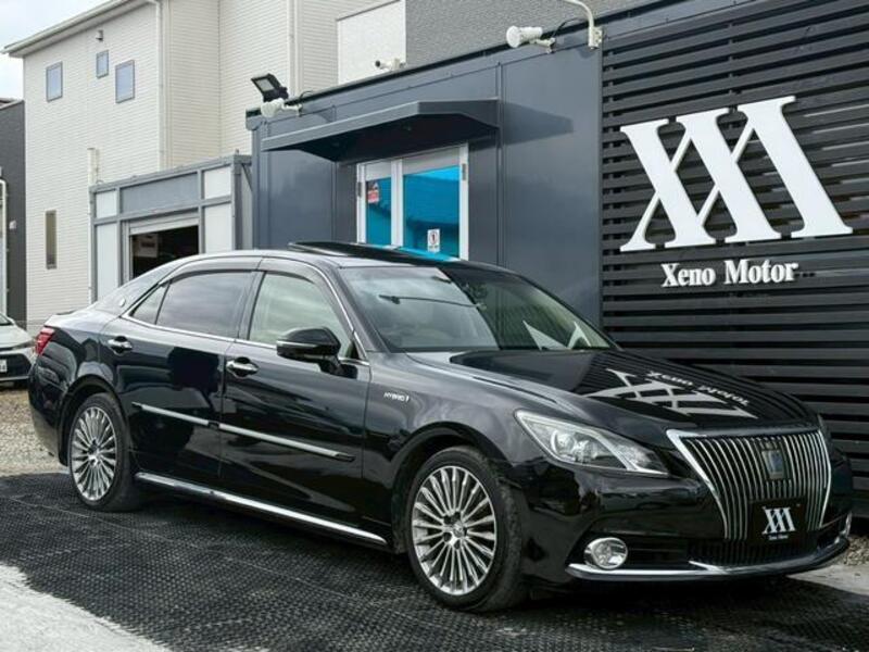 TOYOTA CROWN MAJESTA