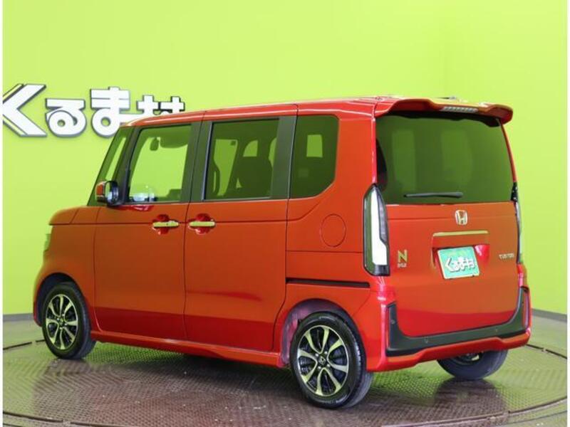 N BOX CUSTOM