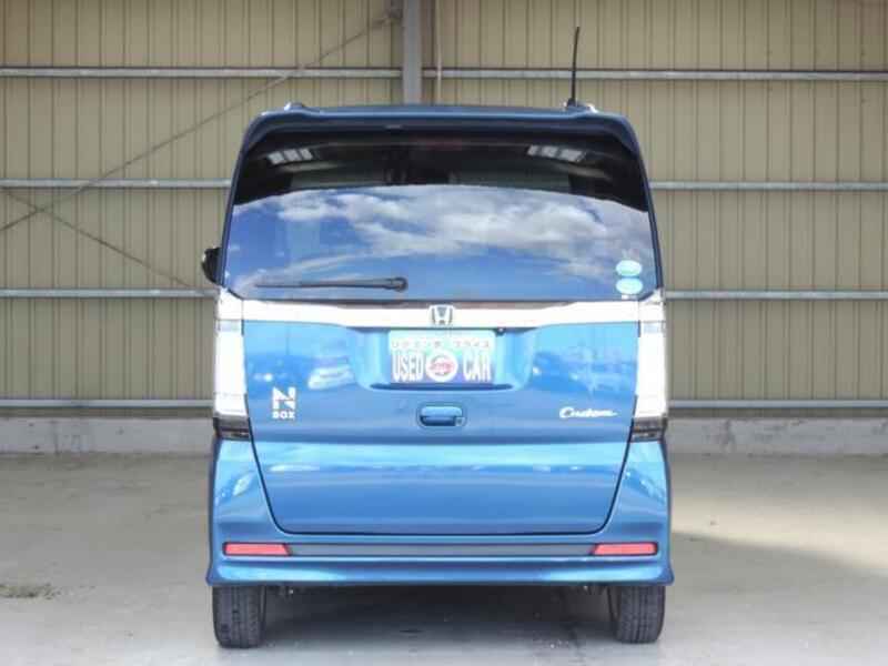 N BOX CUSTOM
