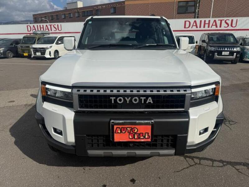 LAND CRUISER 250