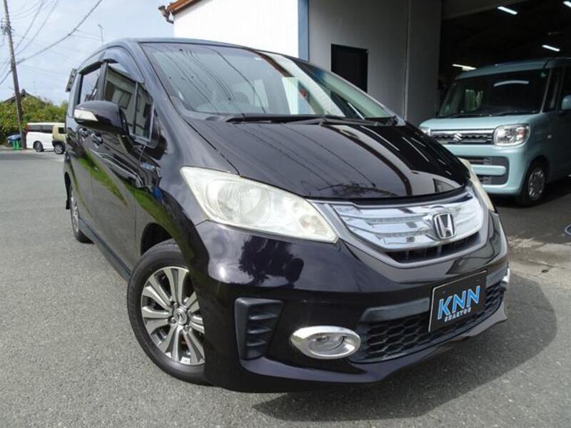 HONDA FREED HYBRID