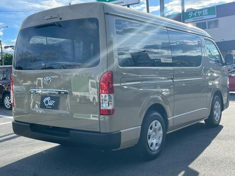 HIACE VAN