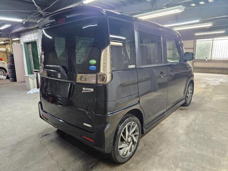 SPACIA CUSTOM