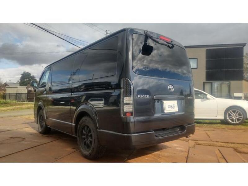 HIACE VAN