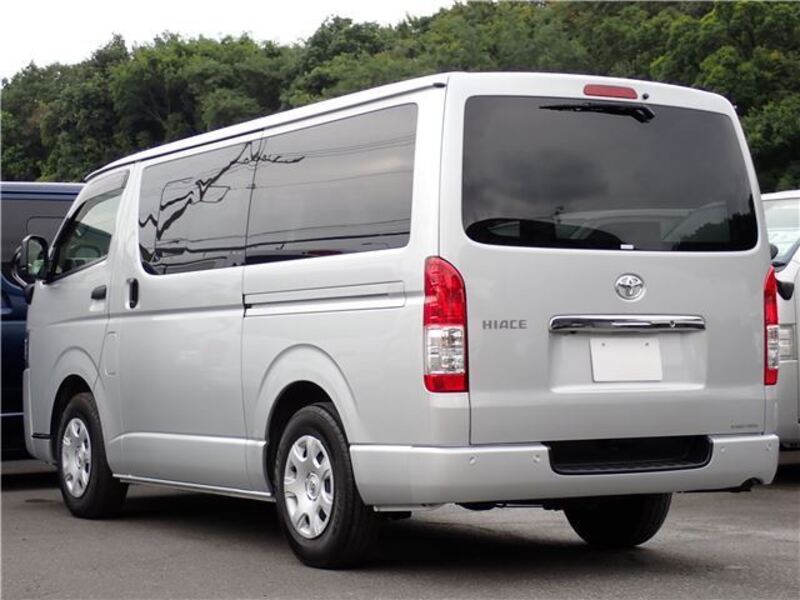HIACE VAN