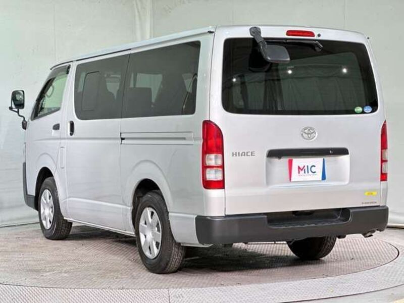 HIACE VAN