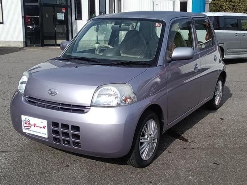 DAIHATSU ESSE