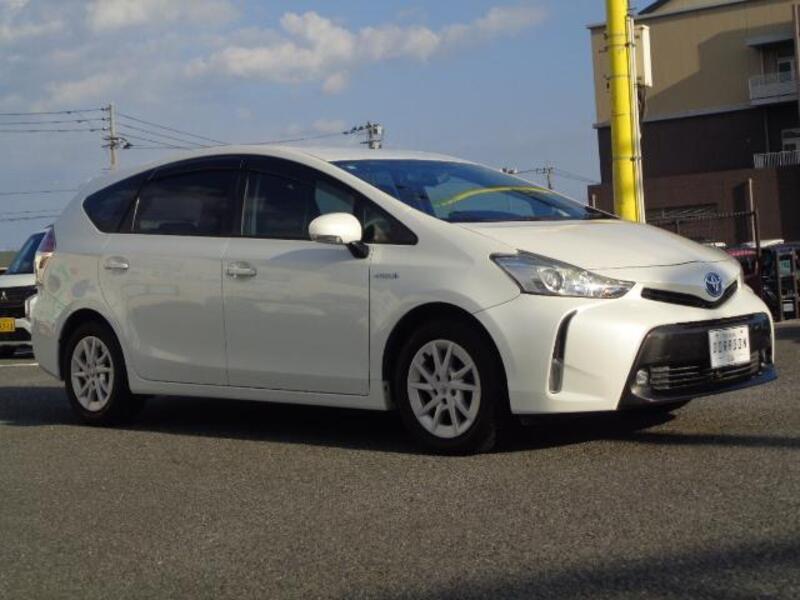PRIUS ALPHA