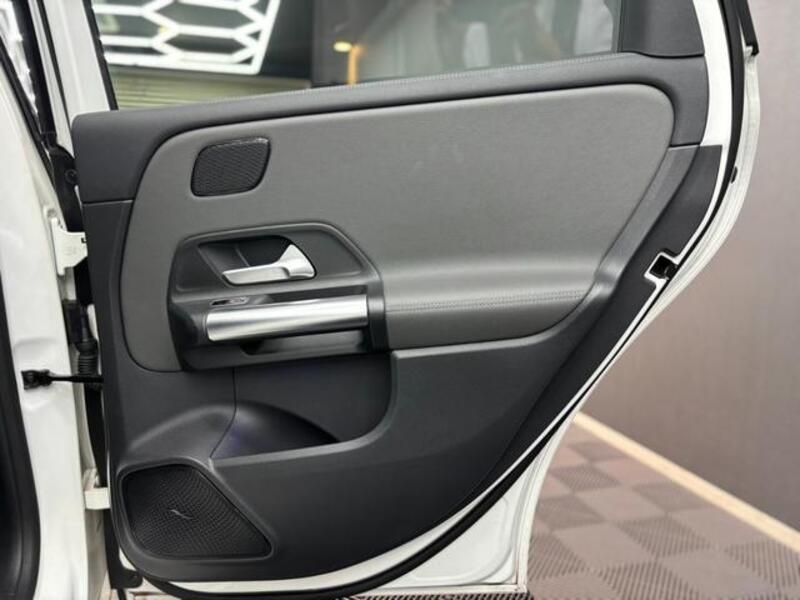 B-CLASS