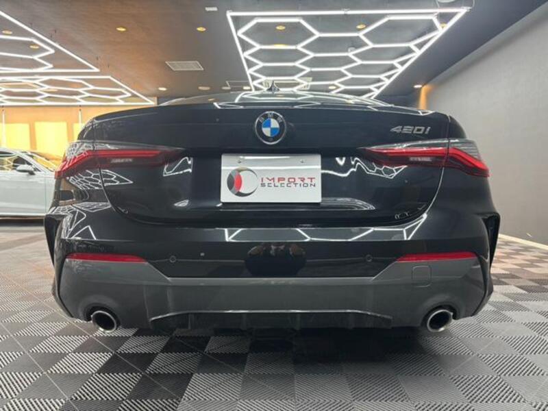 4 SERIES