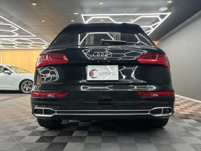 SQ5
