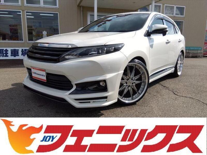 TOYOTA HARRIER