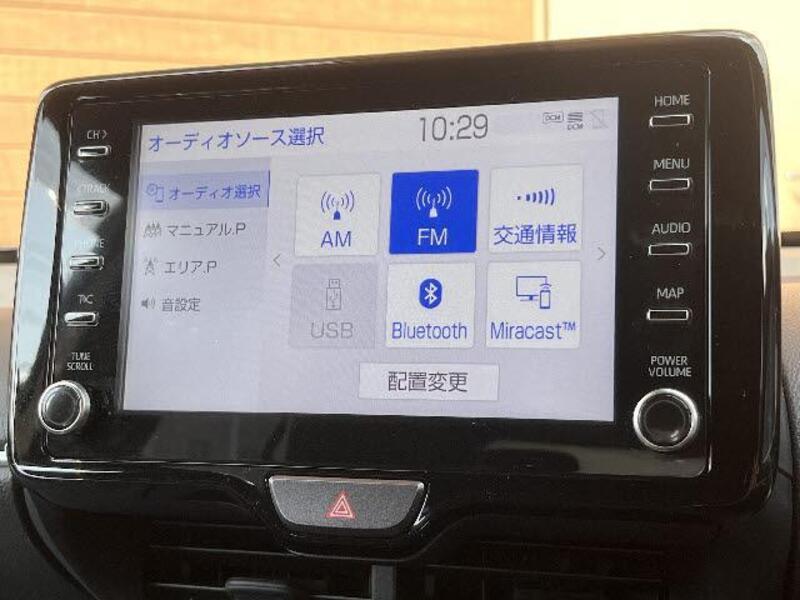 YARIS CROSS