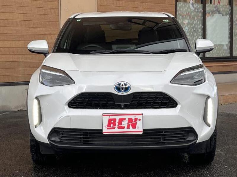 YARIS CROSS
