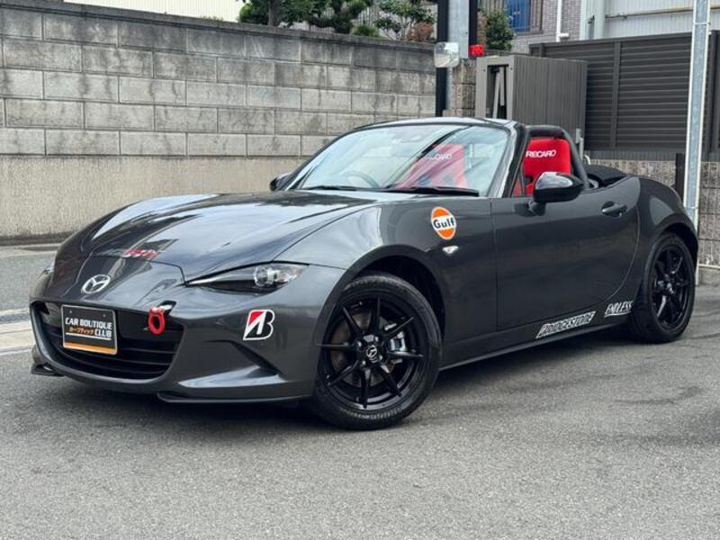 ROADSTER