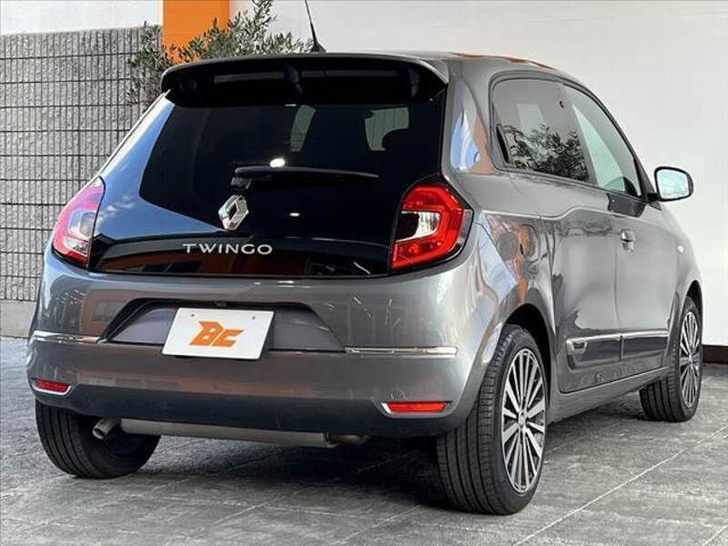 TWINGO
