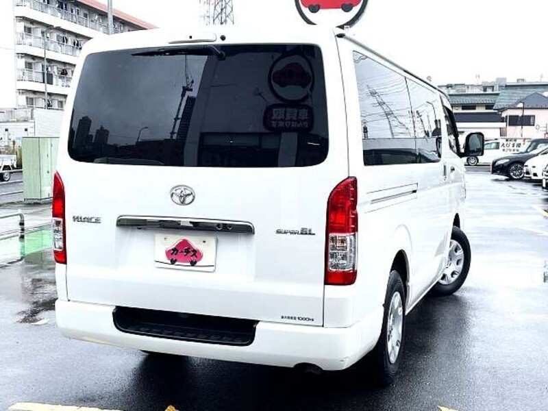 HIACE VAN