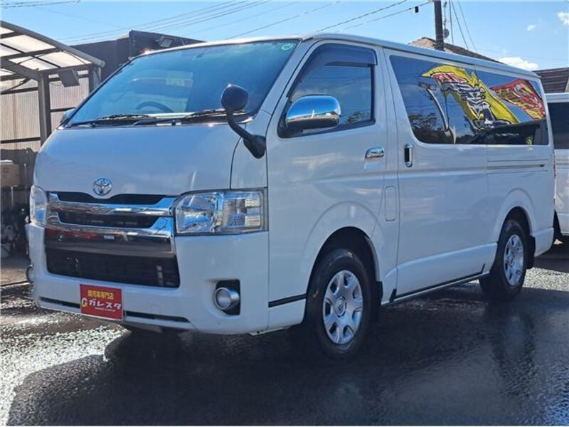 HIACE VAN