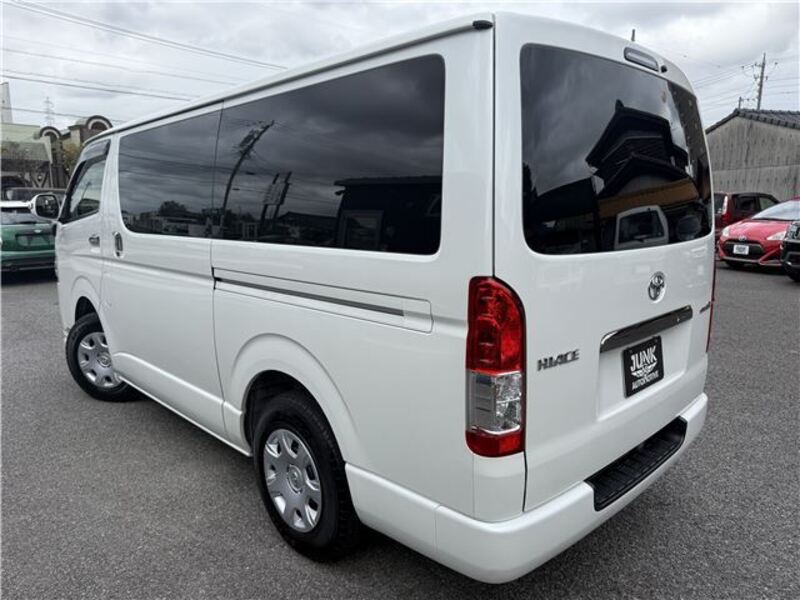 HIACE