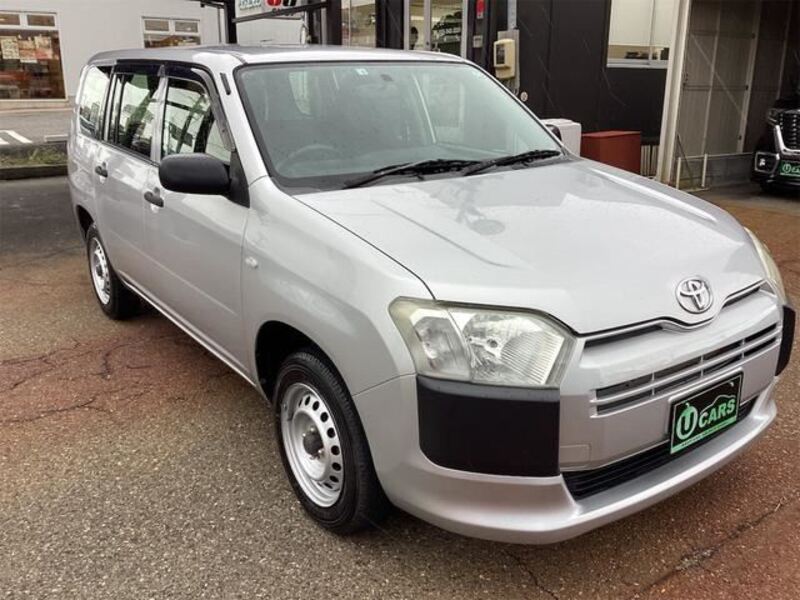 TOYOTA SUCCEED VAN