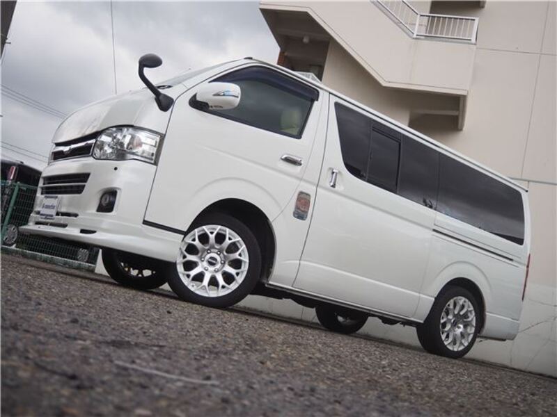HIACE
