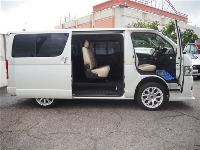 HIACE