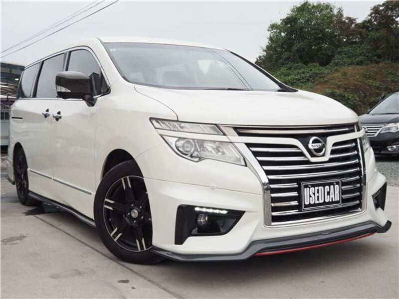 NISSAN ELGRAND