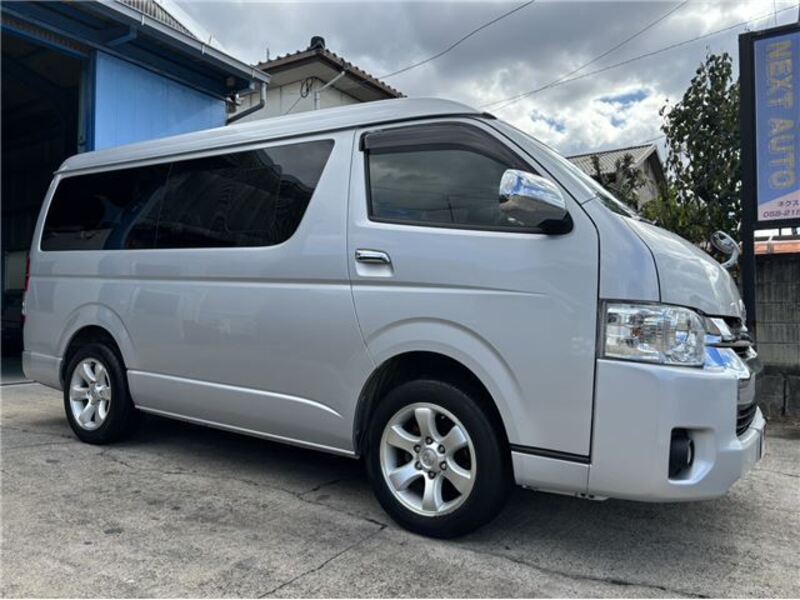 HIACE