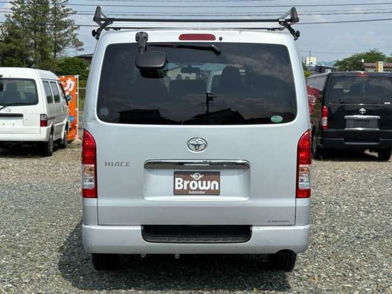 HIACE VAN