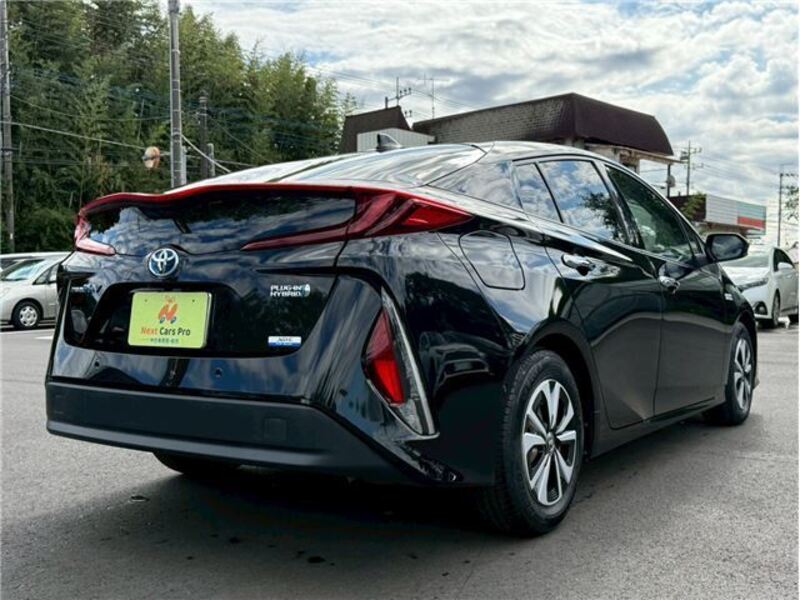 PRIUS PHV