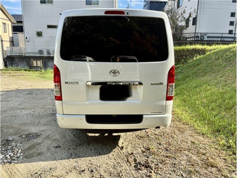 HIACE VAN