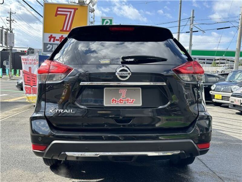 X-TRAIL