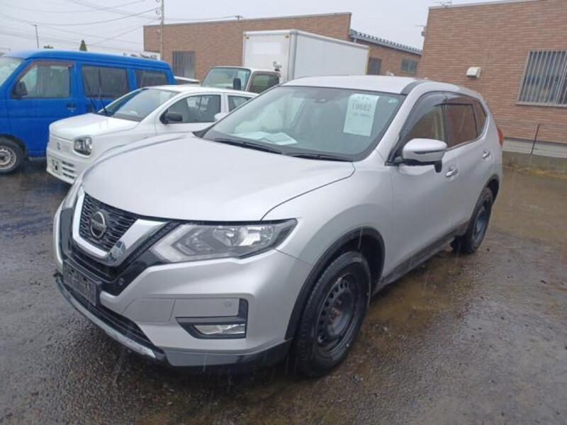 X-TRAIL-0