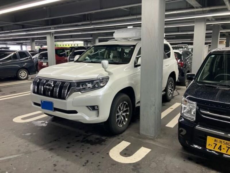 LAND CRUISER PRADO-0