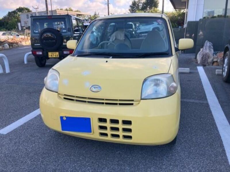 DAIHATSU ESSE