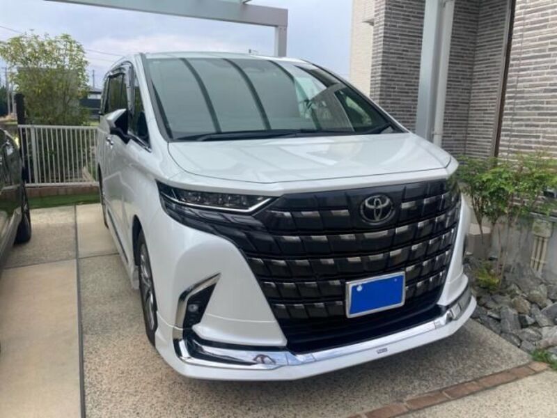 TOYOTA ALPHARD