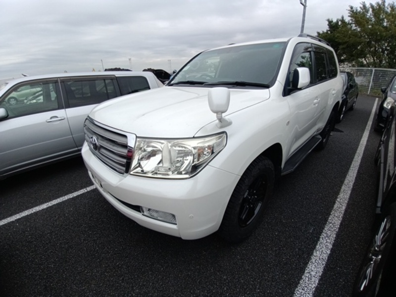 TOYOTA LAND CRUISER
