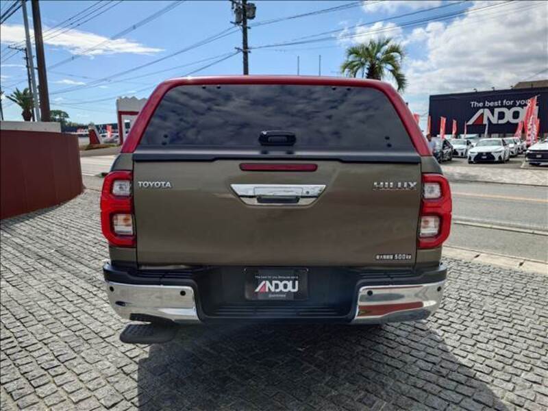 HILUX