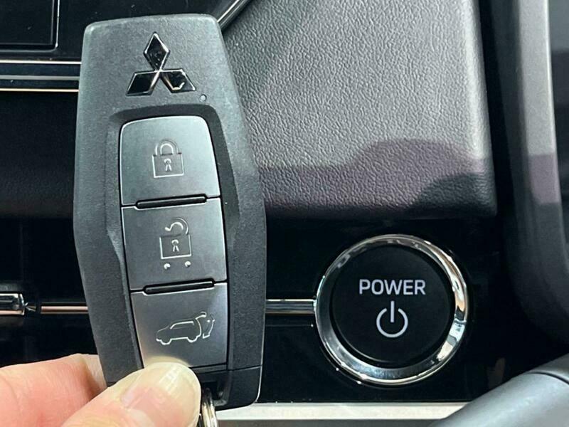 OUTLANDER PHEV