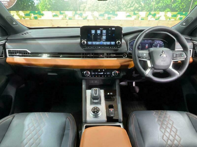 OUTLANDER PHEV