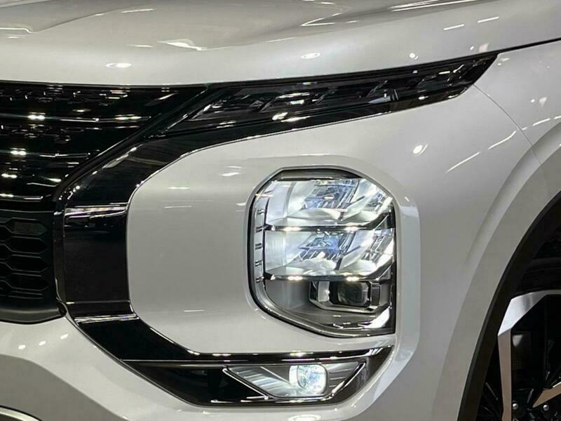 OUTLANDER PHEV