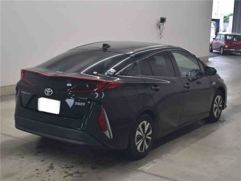 PRIUS PHV
