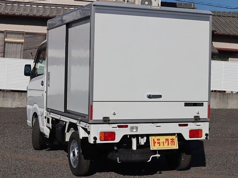 CARRY TRUCK