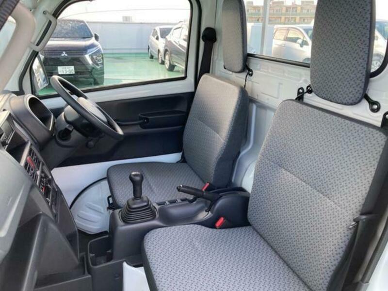 MINICAB TRUCK