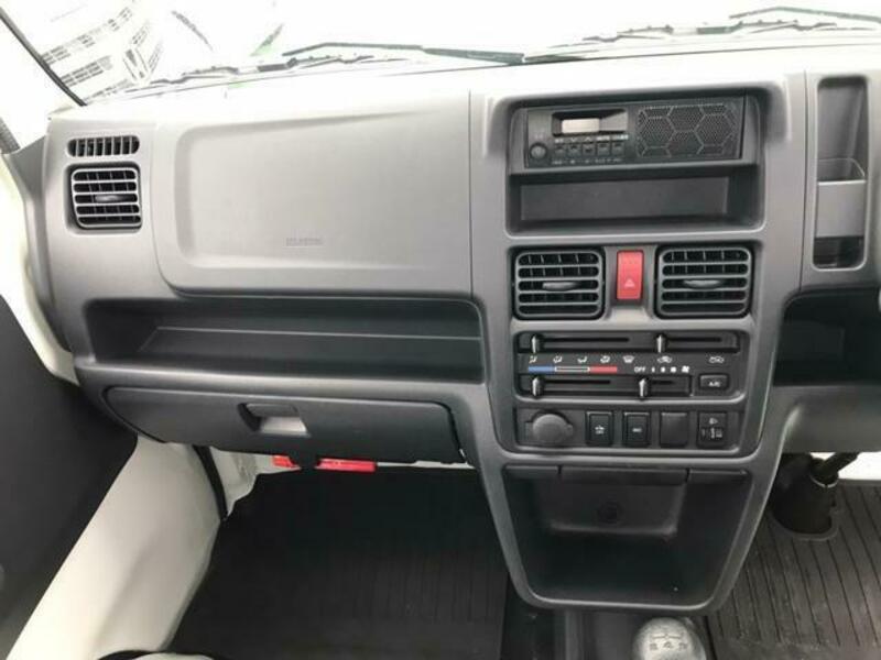 MINICAB TRUCK
