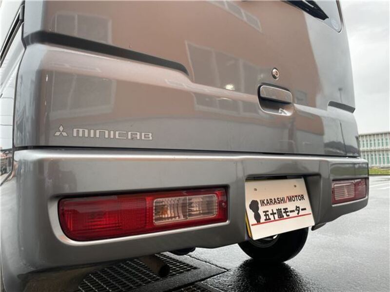 MINICAB VAN