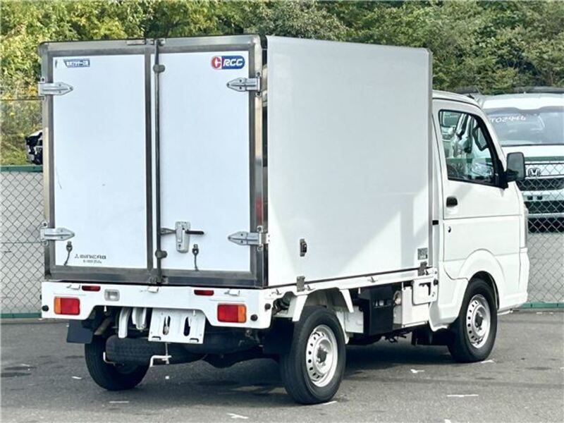 MINICAB TRUCK
