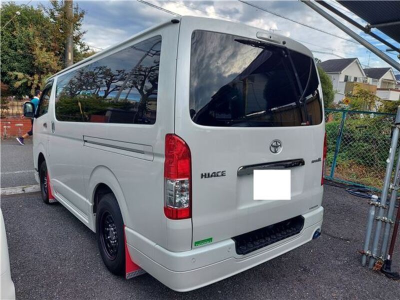 HIACE